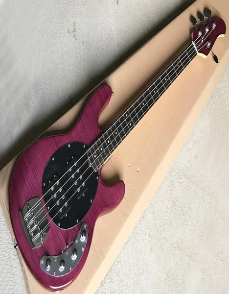 Trois styles 4 cordes Music Man Bass Electric avec pickguardrosewood FRETBOARCHAC être personnalisé comme demandé6530676