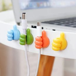 Thumb Mini Cable Organizer Silicone USB Cable Management Clips Desktop Wire Manager Cord Holder voor oortelefoon Mouse Bobe Winderer
