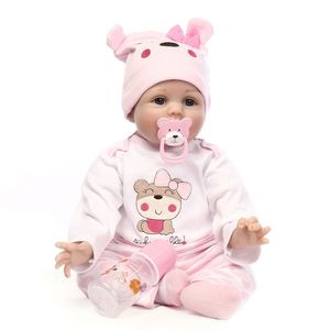 Tianara Blue Eyes Reborn Baby Dolls con oso Lovely born Bebe Doll para niños Regalos especiales Trajes de rana Lindo cabello castaño 231226