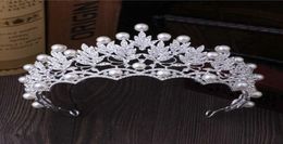 Tiaras Crystal Pearl Crowns Righestone Tiara Brides Hairband Hair Bijoux Princesse Couronne de mode Fashion Accessoires de cheveux Z02204781552