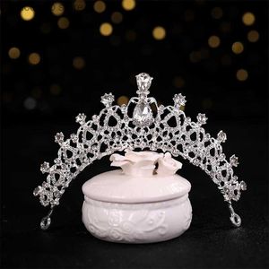 Tiara's Mode Eenvoudige Gouden Kroon Bruid Hoofdtooi Bruiloft Kapsel Accessoires Dames Prinses Kristal Parel Hoofdtooi Sieraden Y240319