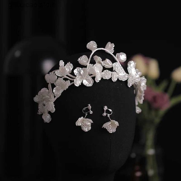 Tiaras Novia coreana Perlas hechas a mano Diadema nupcial con cristales Novia Corona color metal rosa cabeza flor Boda Accesorio para el cabello Y240319