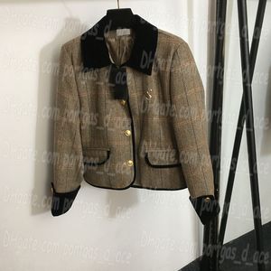 Recadrée Femmes Veste Manteau Charme Pin Design Femme Vestes Printemps Luxe Designer Manches Longues Vestes Élégantes