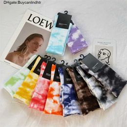 Tie Dye Mode Hommes Chaussettes Casual Athlétique Long Crew Sock Coussiné Travail Sport Chaussette Homme pour Femme Homme Adulte 6 Pack Multipairs