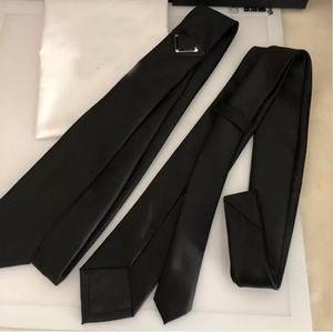 Conjunto de corbata G Diseñador Corbata para hombre con caja original G898 Favor de fiesta Miércoles Corbata de seda para hombre Corbata de cachemira sólida a rayas Conjunto de gemelos y pañuelo Corbata de diseñador de boda