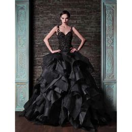 Robe à plusieurs niveaux vintage mariage gothique noir stecles de jupe ruched