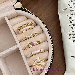 Tifannissm Anillos colgantes Mejor venta Cumpleaños Regalo de Navidad Chica francesa Corazón Colorido Circón Diamante Cadena de doble capa Anillo abierto Mujer Tiene caja original