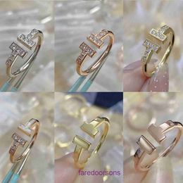 Tifannissm Ring Klassiek Populair temperamen T Familie Hoge Editie Dubbele Precisie Gegalvaniseerd Goud Wit Fritillaria Volledige Diamant Coup Met Originele Doos