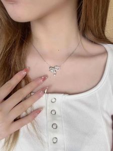 Tiff Ketting Designer luxe mode-sieraden Boog Dames Flexibele Meisje Knoop Licht Luxe Kleine Menigte Kraag Ketting accessoire