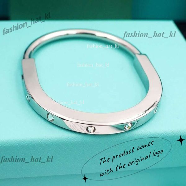 Tiffanlies Set Designer Women New Series Salle de serrure en U Bouchette High Edition Face Smooth Colored Band Diamond Bracelet TiffanyJewelry 825