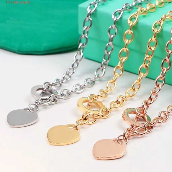 Tiffanyans Pulsera de plata Diseñador Collar de mujer Conjunto de corazón de lujo Oro de 18 quilates Chica Regalo de amor para el día de San Valentín Joyería de acero inoxidable 316l al por mayor y al por menor