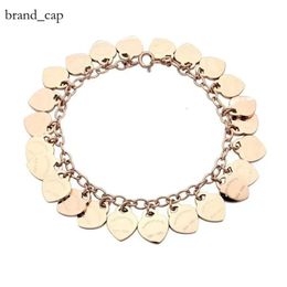 Tiffanyjewelry Pulsera de diseñador de diseñador brazalete de lujo múltiples pulseras de corazón para mujeres acero inoxidable.