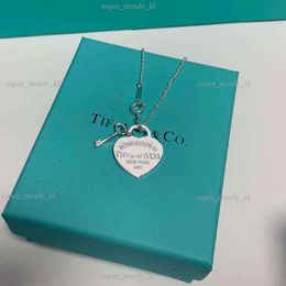 TiffanyJewelry Luxury Tiffanybead Pendant Colliers de créateur de femmes bijoux de mode Fashion Street Classic Dames Big Heart Collier Collier de vacances 426