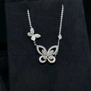 Tiffanylise Collier papillon fantôme haute édition pour femmes unisexe léger luxe petit style féerique chaîne de collier en diamant étincelant 4gh0