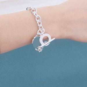 Tiffanylris Charme Bracelet Bracelet v Plaqué Or t Pêche Marque Lumière De Luxe Polyvalent Couple Mode Populaire ShowSB1H