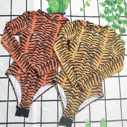 Tiger Pattern Saving Assocites High Waist Maillots de bain à manches longues Femmes Bathing Fight Letter Imprimer du maillot de bain pour Lady