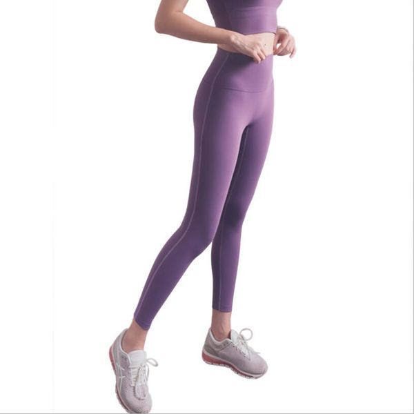 Pantalones de yoga ajustados Leggings para mujeres Deporte Sexo Levanta glúteos Ropa de entrenamiento Sin línea vergonzosa Ropa de niña flaca