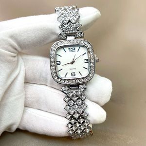 Tiktok Temperament Modieus volledig stalen ketting met diamanten ingelegd vrouwelijk student quartz strass armbandhorloge