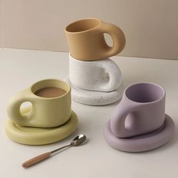 Tingke Noordse ins -stijl vethandgreep keramische mok moderne minimalistische thuisbeker creatief kantoor koffiepaar 240407