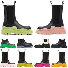 Neumático Mujer Botas de diseñador Chelsea sobre la rodilla Bota Hombres Mujeres Motocycle Tobillo Medio Antideslizante Negro Blanco Rosa Plataforma Invierno Mantener cálido Botines de nieve Zapatos 35-44