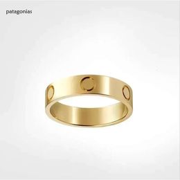 Titane 6mm Acier 5mm 4mm Sier Love Ring Créateur de mode Hommes et Femmes Or Rose Sier Bijoux Bande avec Diamants pour Amoureux Couple B rs