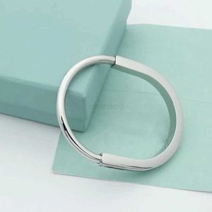 Titanium Bangle stalen Bangle designer Lock Armband zilver roségoud Armbanden voor dames sieraden met fluwelen zakje 240308