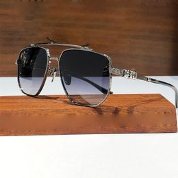 Titanium luxe designer zonnebrilmonturen gradiëntzwarte uv400 lenzen 8077 stijl voor mannen en vrouwen retro brillen pilot design zonnekleding geleverd met originele draagtas