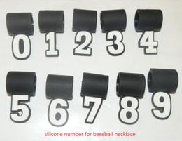 Titanium Sport Accessoires 200 stks Siliconen Nummers Digitale Nummer Hanger Kies uw Nummers White Softball Stitches Tornado Necklace Baseball
