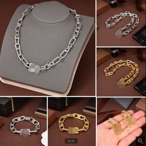 Titane acier grande lettre B chaîne épaisse collier femme tempérament exagéré rétro glamour boucles d'oreilles femmes Punk 18K or pla245m