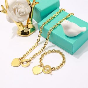 Bracelet pendentif en acier titane avec serrure en forme de cœur, argent, cercle de cœur de pêche, boucle OT, Bracelets épais