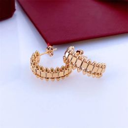 Titanium Steel Stud Oreing Bringon pour femme exquise simple mode C Diamond Gold Color Ring Moucles d'oreilles Love bijoux Gift avec boîte