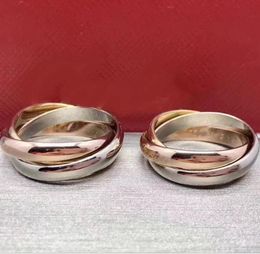 Titanium Steel Three Ring Couple Ring Simple Mâle et Femelle Étudiants Ring Ornement3405930