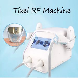 El estiramiento de la piel de la cara con microagujas RF de Tixel mejora la eliminación de estrías de pigmentación de líneas finas