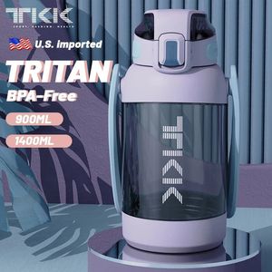 TKK Sports Water Bottle Tritan Matériau grande capacité Coupe Bpafree Gym Fitness Jugs Adult Outdoors Kettle 240529