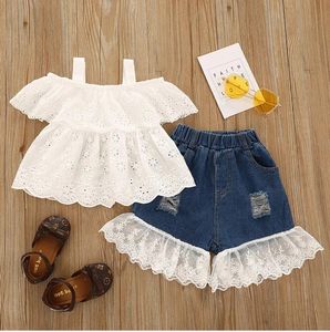 Enfant en bas âge bébé fille vêtements ensembles couleur unie hors épaule évider broderie blouse blouses dentelle Patchwork Denim Shorts 2 pièces