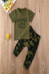 Toddler Boy -kleding 2020 Pasgeboren peuter kinderkinderen babyjongen kleding brief t -shirt topscamouflage broek 2 stks outfits set13376656
