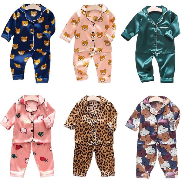 Conjuntos de pijamas de satén de seda para niñas pequeñas, pijamas para niños de dibujos animados, ropa de dormir para bebés, traje informal para niñas, ropa para el hogar, ropa de descanso para niños 240118