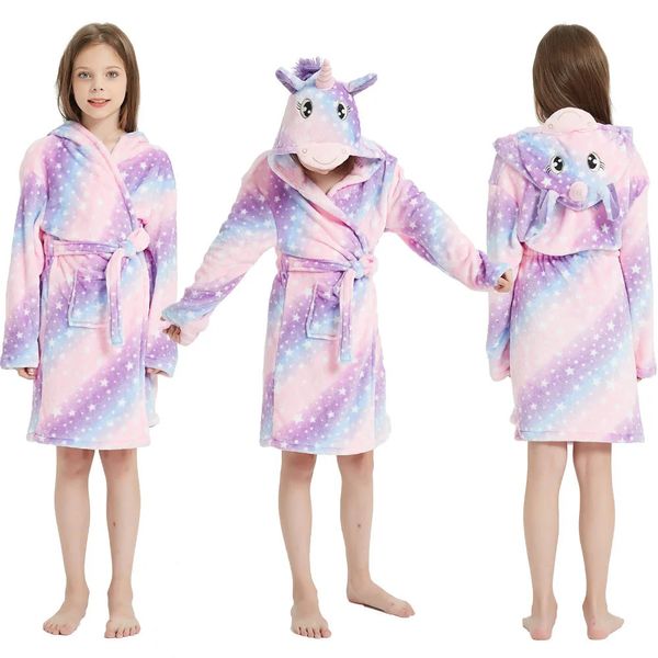 Niñas pequeñas Ropa de dormir Unicornio Niños Camisón Ropa de invierno para niños Albornoz Franela Bebés con capucha Toalla de animales de dibujos animados 240111