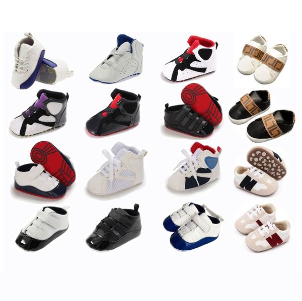 Chaussure pour tout-petit Nouveau-né premier Walker Infant Soft Soft Soxe Baby Shoes For Girl Boys Sport Sneakers Crib Bebe Bottises