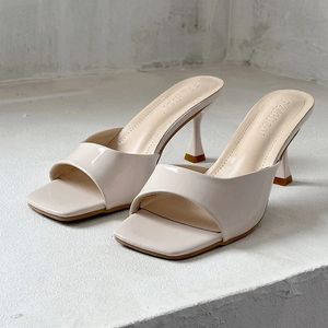 Teen sandalen zomer dames vierkante dames hiel muilezels sexy hoge hakken sandaal slippers vrouwelijke mode vrouw schoenen s s