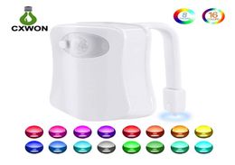 Toilet Nachtverlichting Bewegingssensor 8 kleuren 16 kleur veranderende LED Kom Nachtlampje Waterdicht Dicht Kruk Nacht LED Luminaria WC Lamp2094588