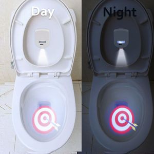 Projecteur de toilette Capteur activé par le mouvement pour 4 thèmes différents Formation de toilette pour enfants YH-17 LJ201110