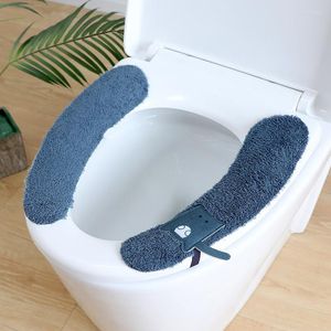 Toiletstoelafdekkingen 1 paar Universele zelfklevende matten met handgrepen wasbaar Warm Cover Pad Closestool Mat Home Badkamer Winter