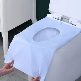 Les couvrements de siège de toilette 10 pcs respirants jetables pour les tout-petits enveloppés