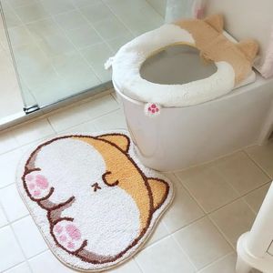 Housses de siège de toilette, dessin animé sommeil Doge chien Anime salle de bain en peluche, housse de siège de toilette, cadre de coussin de siège de toilette, ensemble de paillasson de bain 231025