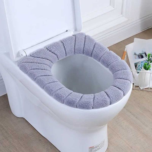 Couvre-sièges de toilette Couvercle de toilette de salle de bain en velours confortable Hiver Hiver Washable Toilet Washing Mave Mate le plus proche du tapis