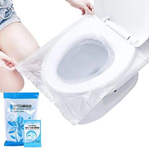 Toiletbrilhoezen PCS Wegwerp Plastic Toiletbrilhoes Draagbaar Veiligheid Reizen Badkamer Toiletpapier Pad Badkameraccessoire 231013