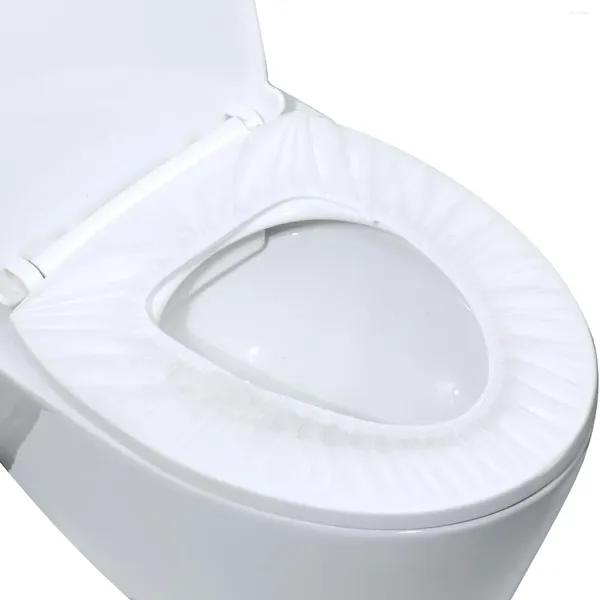 Couvertures de siège de toilette Wikhostar 50pcs Tamps en papier de sécurité de voyage Mat à couverture jetable Portable Coussin imperméable Salle de bain