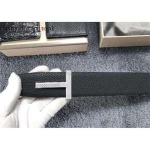 Tom Belt Tom Fords Nuevos Hombres Accesorios de ropa Cinturones Big T Hebilla Moda Mujeres Alta Calidad Lujos Diseñadores 3A Cintura de cuero genuino con caja Bolsa de polvo 1112