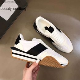 Tom Fords Chaussures Top Quality Men James Sneaker Chaussures Side Stripe Stripe Sued Nylon Trainers Chunky Rubber Sole Lace Up Sports Comfort Recount Discount Footwear Runking Shoe E Z72H